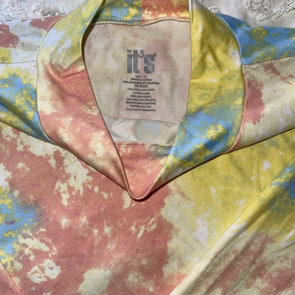 Crop Top - Picture 2 of 4